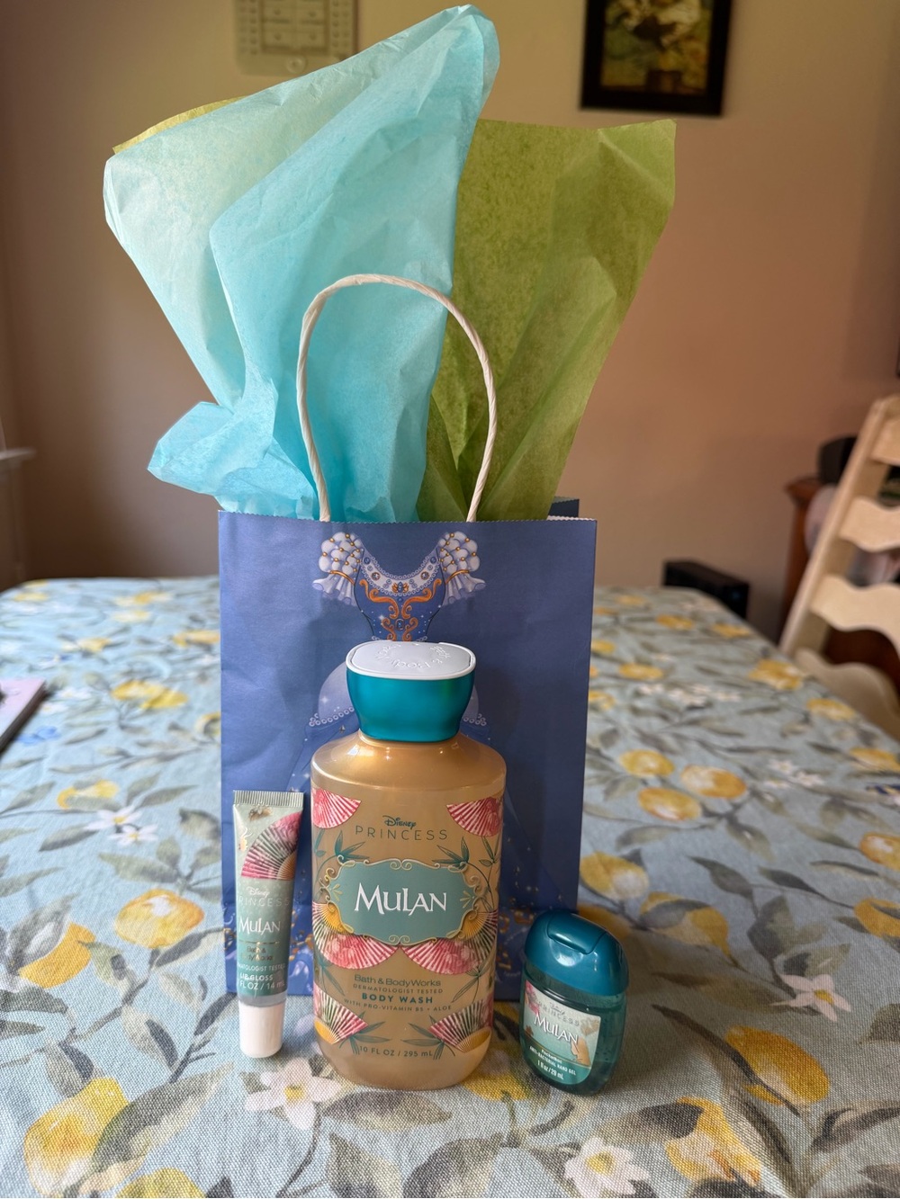 Disney Mulan Bath & Body Set - Teal, Gold, Green
